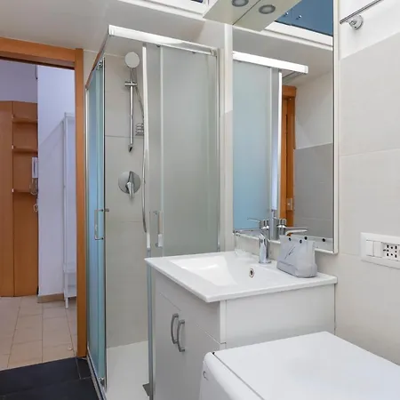 Daire Comodo Tra M1 Gorla E Martesana Milano